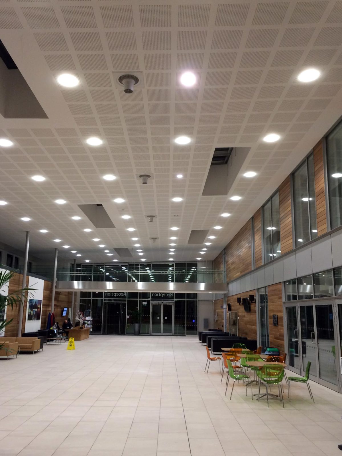 Aylesbury Vale District Council Atrium using fans by Airius