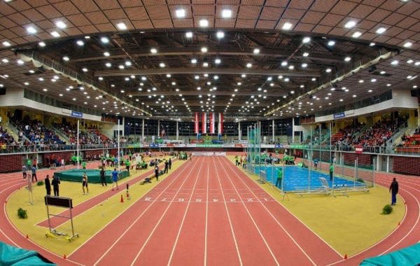indoor track using airius destratification fans